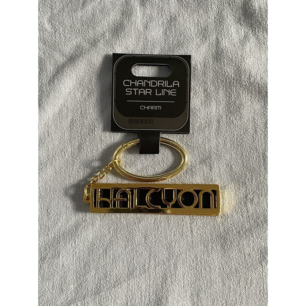 NEW Star Wars Chandrila Star Line Halcyon Galactic Starcruiser Charm Keychain